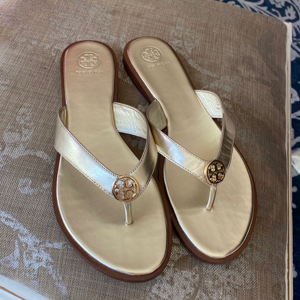 Tory Burch flip flop leather sandals size 10